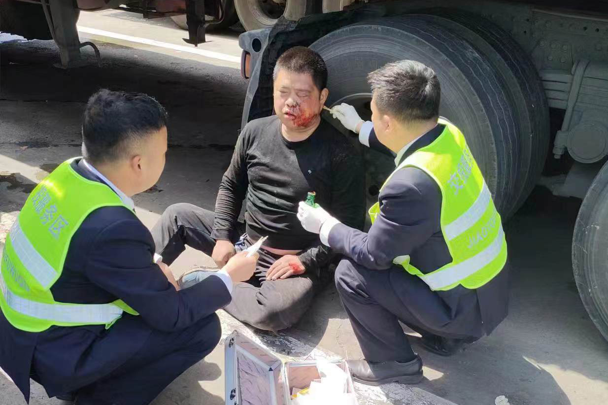 重陽服務(wù)區(qū)0.jpg 重陽服務(wù)區(qū)0.jpg