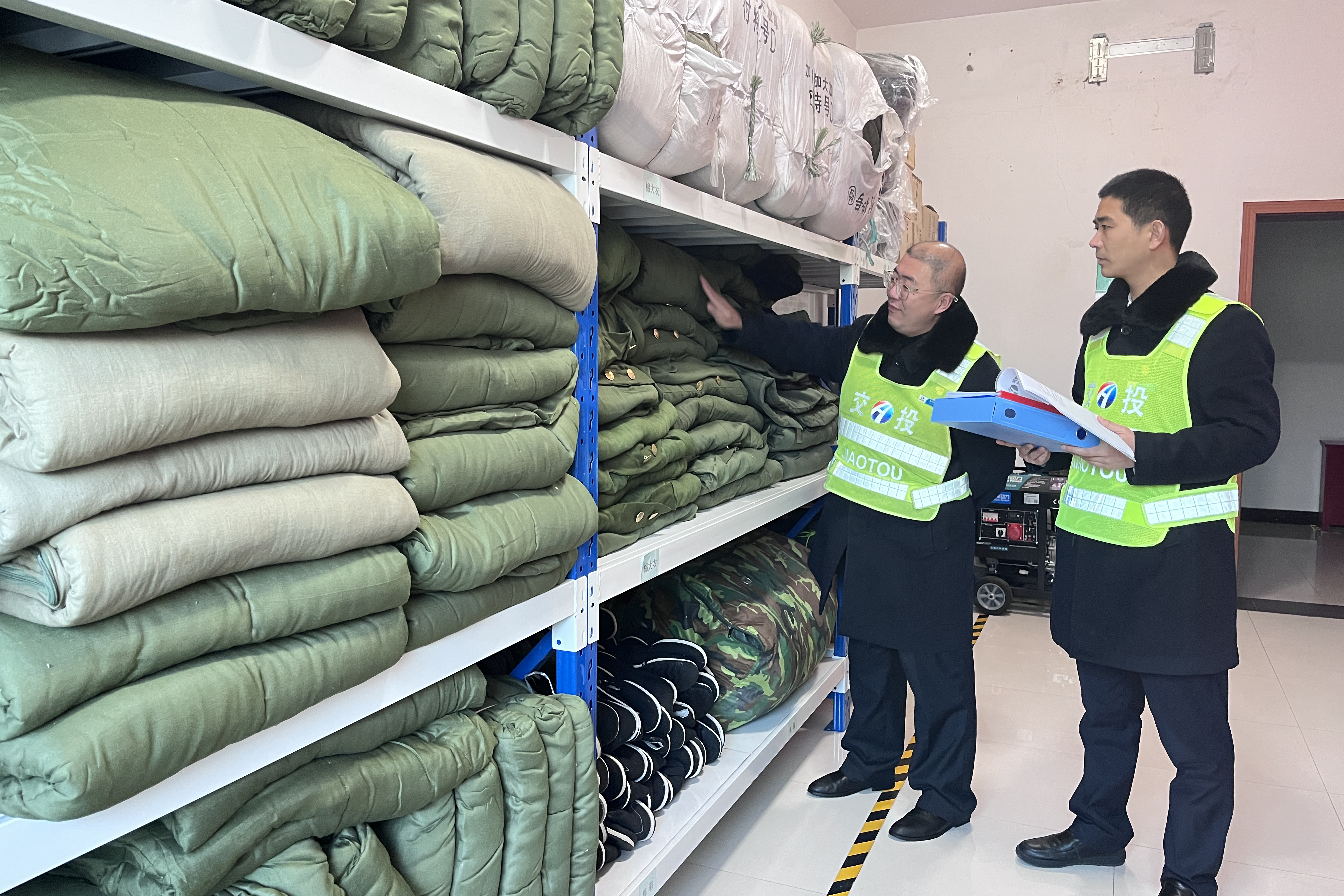 2024年12月30日，南陽北服務區開展元旦節前安全隱患大排查、服務保障工作。（拍攝：王豐娟18240523352） - 副本.jpg