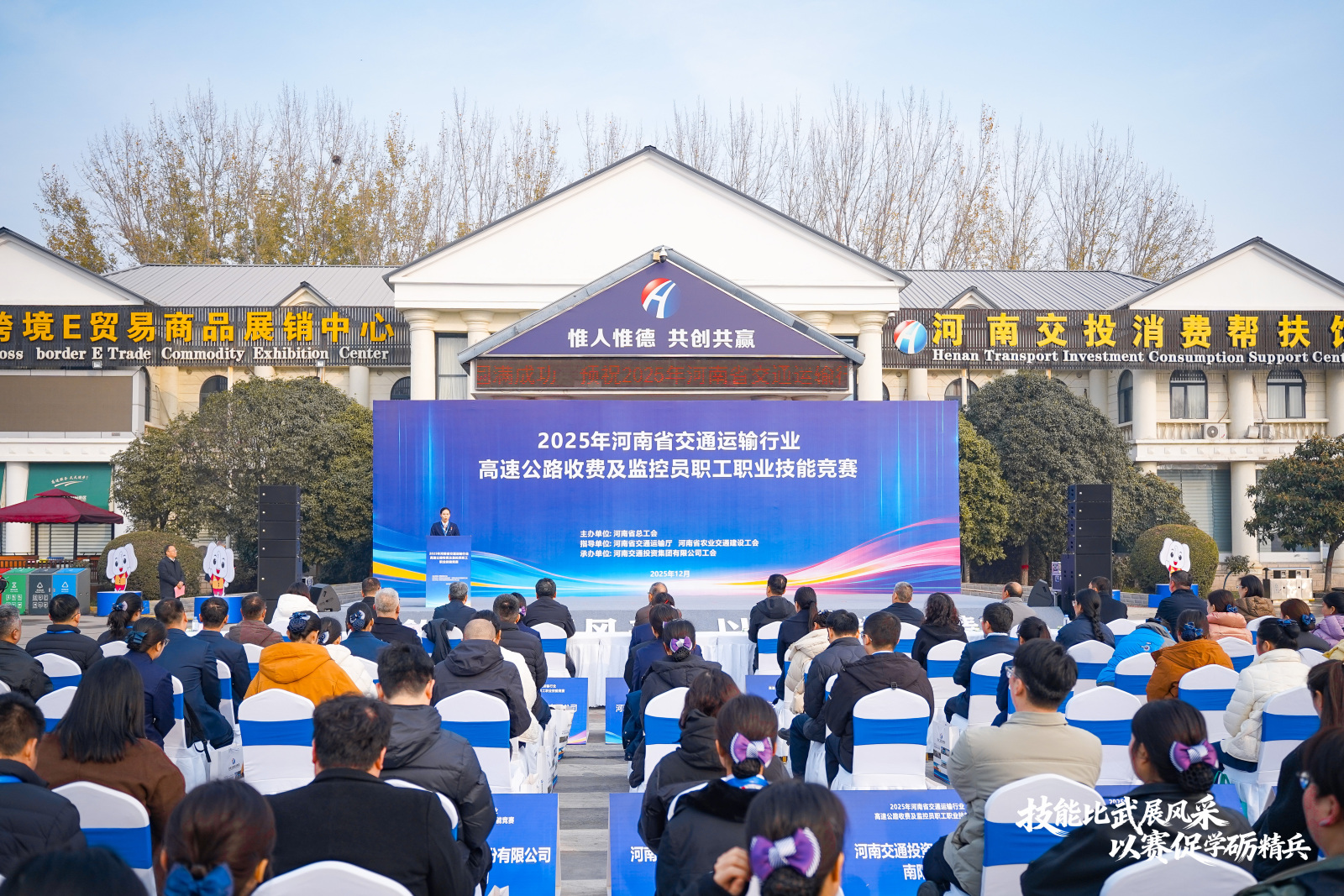 14018900.jpg 14018900.jpg